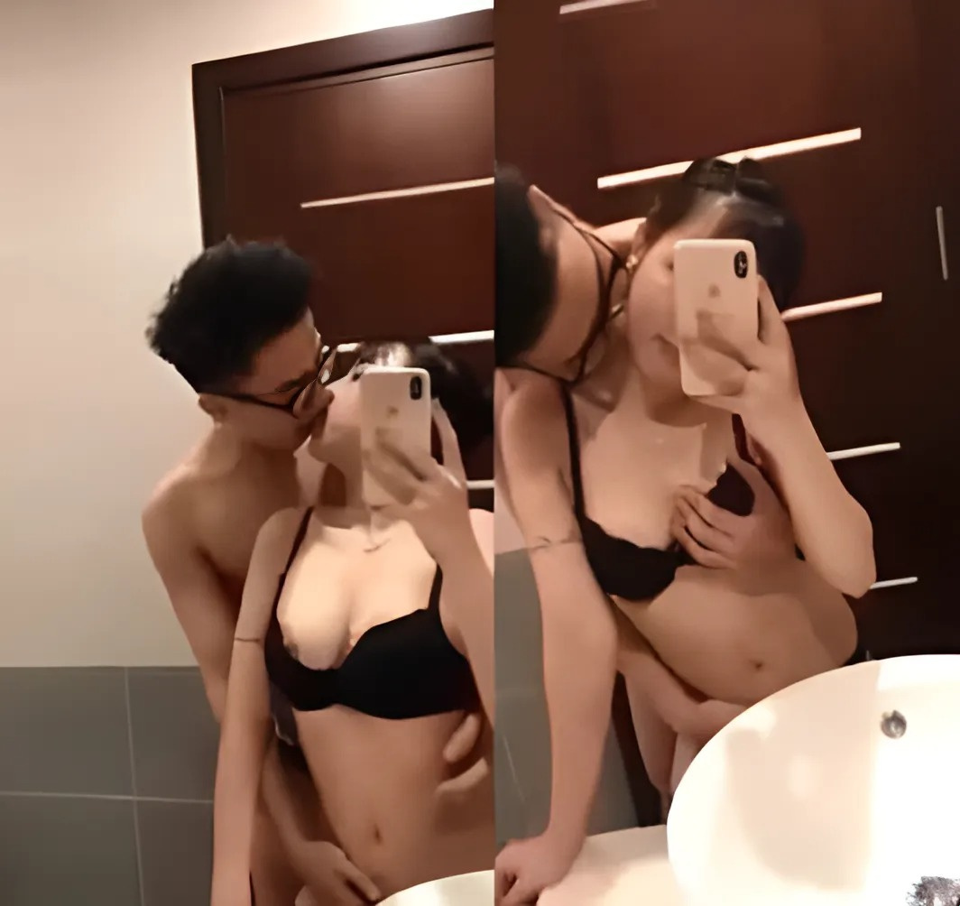 Cinta manis untukmu di depan cermin
